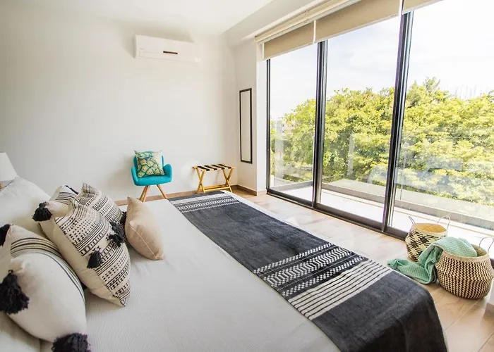 Macondo Quinta Avenida Residences Hotel