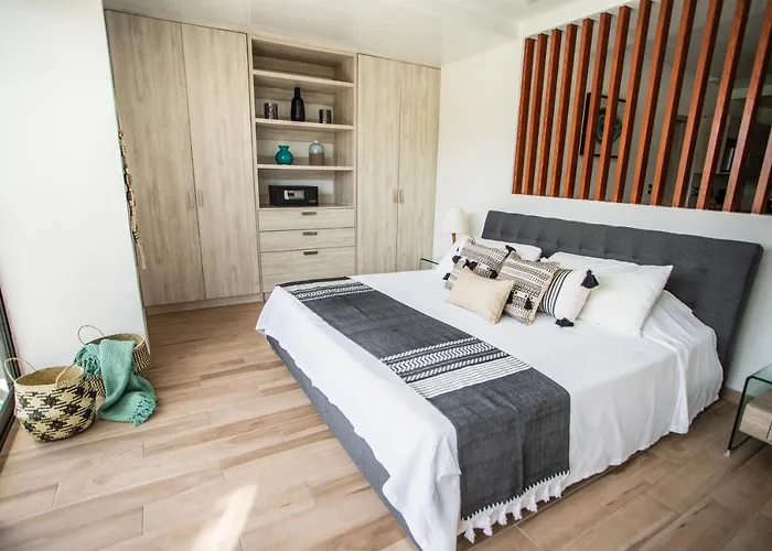 Macondo Quinta Avenida Residences 4*