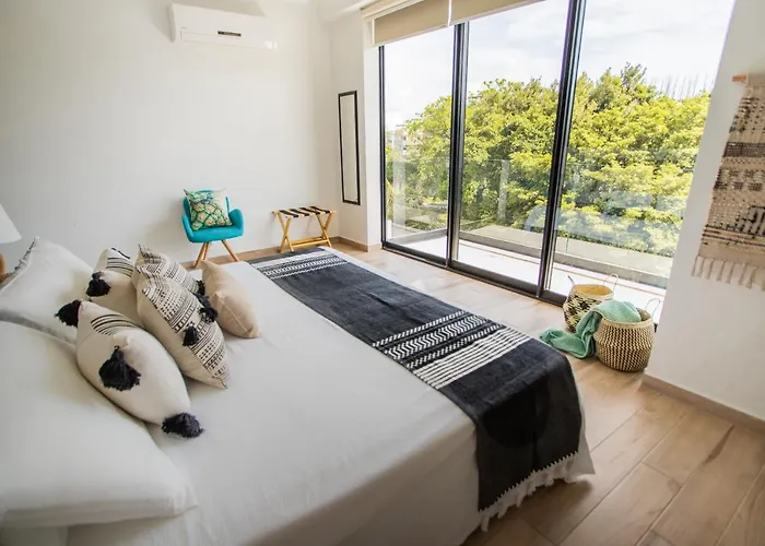 Macondo Quinta Avenida Residences 4*
