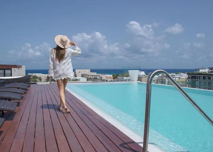 Macondo Quinta Avenida Residences 4*