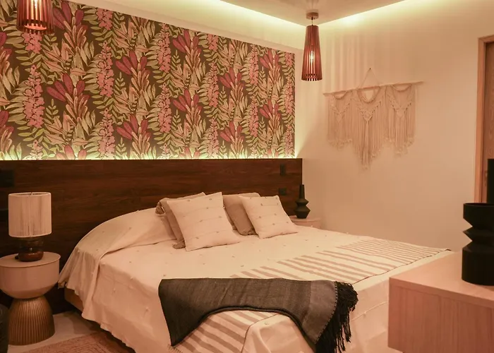 Macondo Quinta Avenida Residences Hotel Playa del Carmen