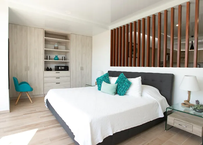 Macondo Quinta Avenida Residences 4*