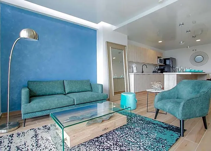 Macondo Quinta Avenida Residences 4*